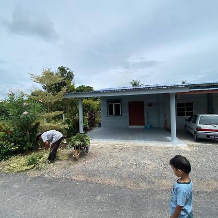 Makndak Roomstay アラウ エクステリア 写真